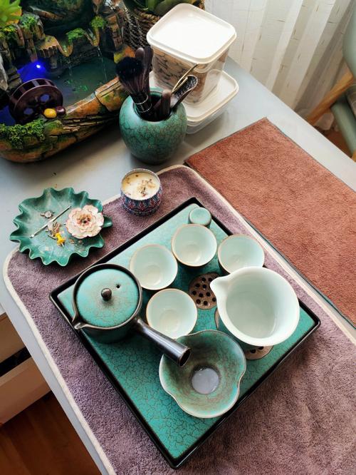 茶器之美|越来越受欢迎的孔雀绿茶具